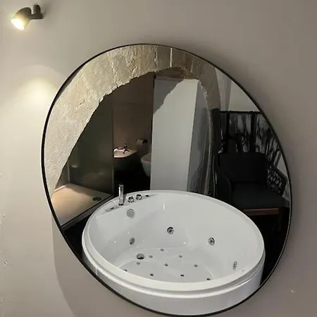 Judeka Ortigia With Jacuzzi بيت للعطل