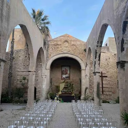 Judeka Ortigia With Jacuzzi بيت للعطل